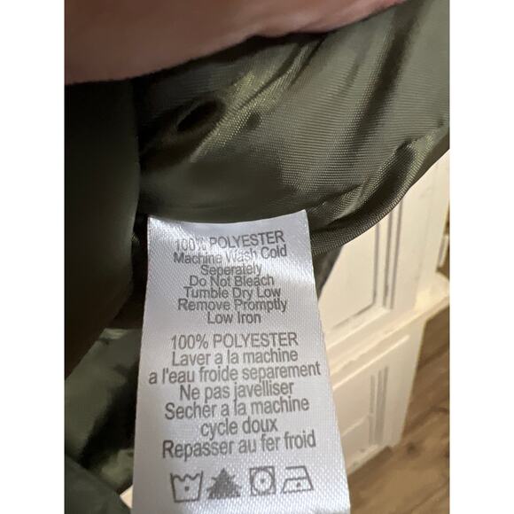 Legendary WhiteTails size large army green winter puffer vest - Picture 5 of 5